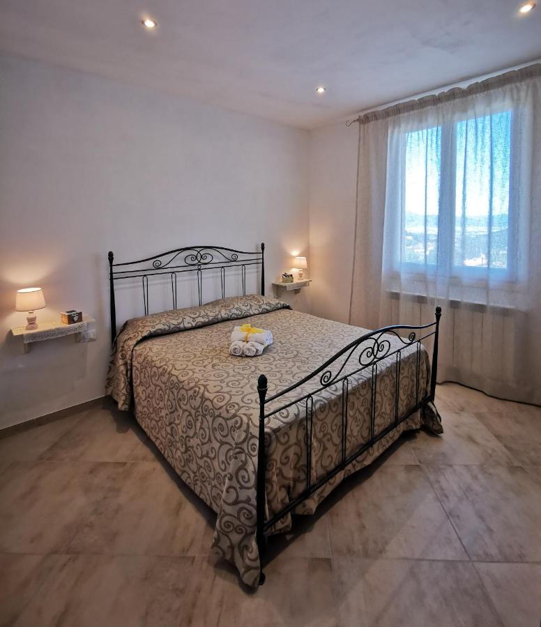 Agriturismo Sotto La Rocca Carmignano Ngoại thất bức ảnh